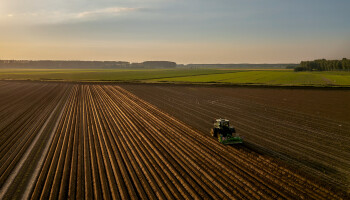 Vijf opvallende inzichten over landbouw bij boekvoorstelling ‘Je bord ontrafeld’
