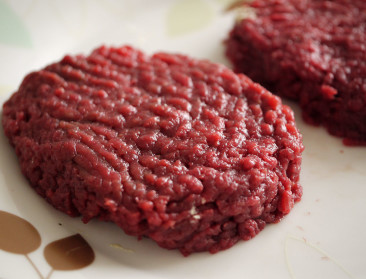 Vleeshandelaar Selten krijgt 2,5 jaar gevangenisstraf