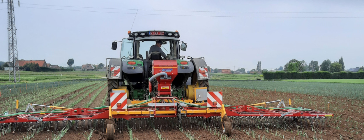 SIMONE_Onkruidbeheersing wiedeg-inagro