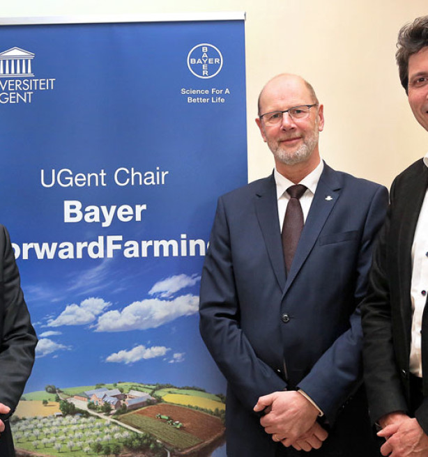 Bayer en UGent lanceren leerstoel 'ForwardFarming'