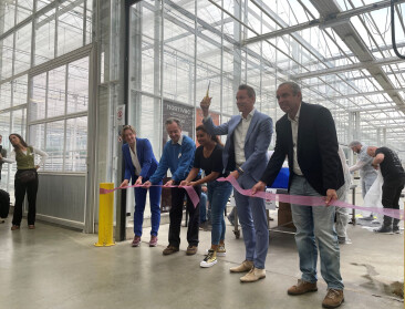Gloednieuw praktijkcentrum opent de deuren naar innovatieve tuinbouw