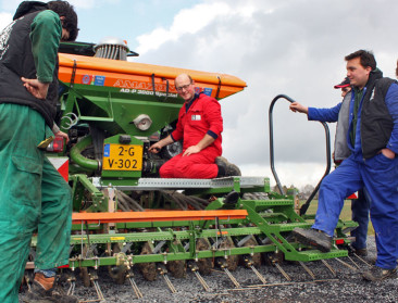 Minder papierwerk voor ingevoerde tractoren door Europese typegoedkeuring