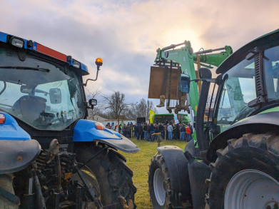 tractor slogan protest 2