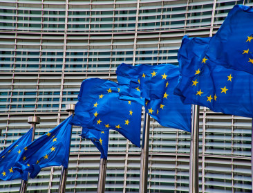 EU-positiewissel zo goed als rond: Timmermans wordt vervangen door twee nieuwe EU-klimaatchefs