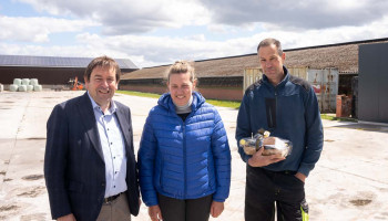 Twee jaar na stalbrand weet pluimveebedrijf zich nog steeds geen raad met heropbouw