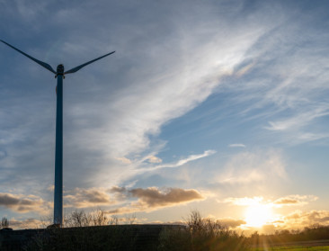 Inagro plaatst middelgrote windmolen: "Praktijkervaring moet advies aan boeren verbeteren"