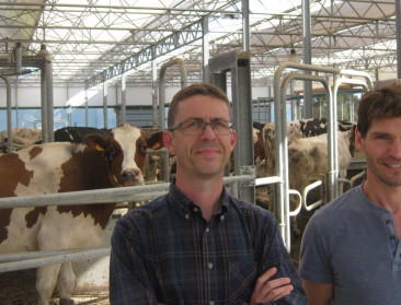Jeroen Watté (Wervel) en Ronny Aerts (melkveehouder)