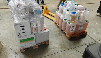 Politie neemt meer dan 1.000 liter illegale pesticiden in beslag in Limburg