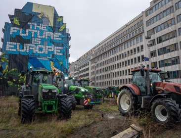 Europese Commissie bevraagt landbouwers over administratieve rompslomp