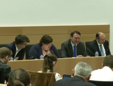 Fipronil: Ducarme en Diricks wijzen naar Nederland