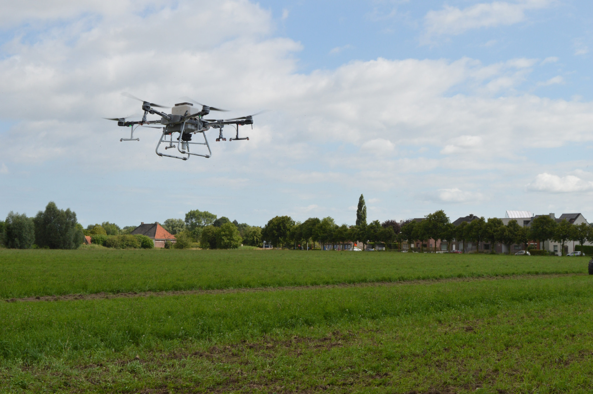 Drone vliegt