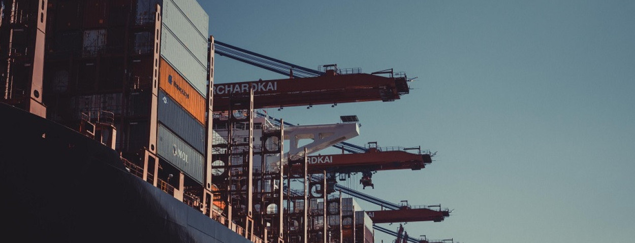 export-haven-vrachtschip-uitvoer-1250