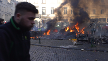 Brussel meet schade op na hevige rellen tijdens boerenprotest