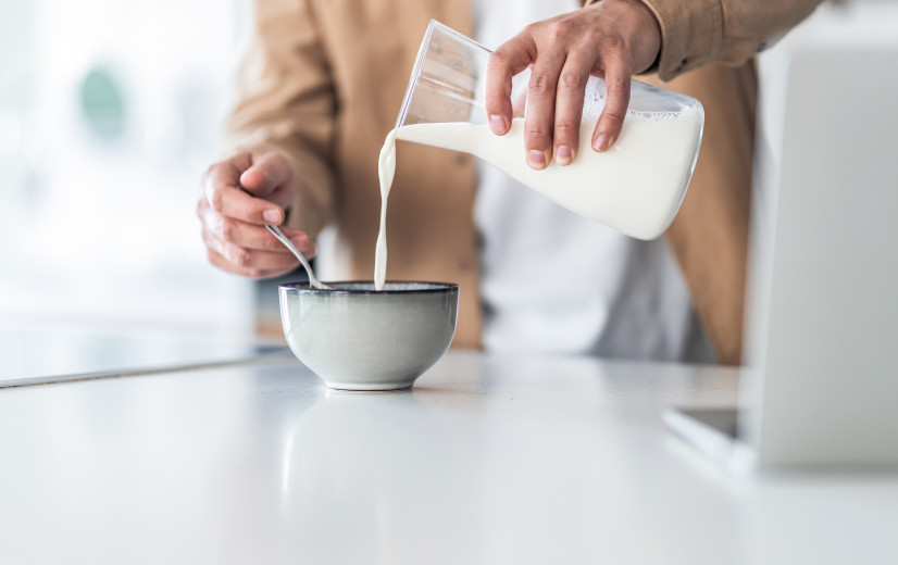 Belg eet en drinkt minder zuivel, maar lust vooral kaas, room en ijs