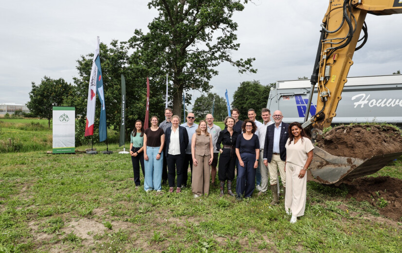 Tuinbouwbedrijven investeren in eigen waterbuffer in de Itterbeekvallei: “Beter wapenen tegen droogte”