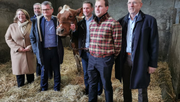 Agriflanders: "Bewijzen dat landbouwsector niet bij de pakken blijft zitten"