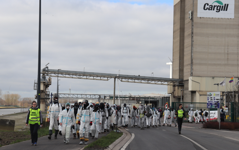 Subsidies onder vuur voor organisaties die Code Rood steunen