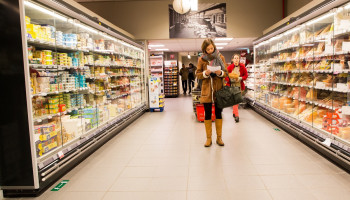 Belg besteedt 12,8% meer aan voeding en boodschappen