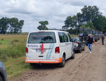 Turnhoutse boeren in de clinch met Natuurpunt: “Organisatie overtreedt regels kunstmestopslag”