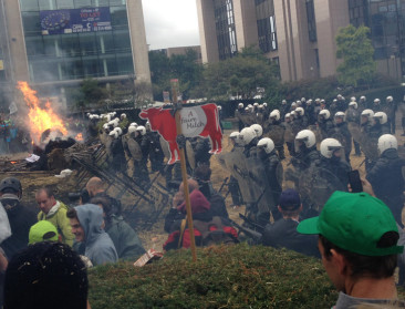 Landbouwer opgepakt voor vernielingen tijdens betoging