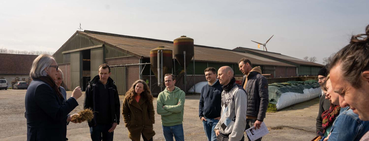 Informatiedag op Boerderij De Grote Linde over rantsoen en teelt in biologische melkveehouderij