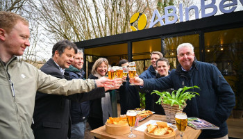 Niet enkel voor de vissen: biergigant AB InBev viert watersamenwerking met Natuurpunt
