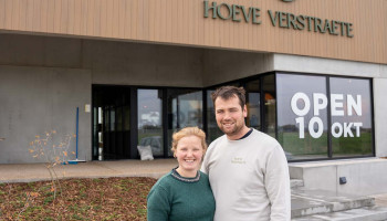 Zij-instromer profiteert van hotelopleiding en start hoevewinkel