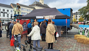 Boerinnenactie op Turnhoutse markt enthousiast onthaald door burgers