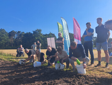 Landbouwers, jagers en natuurorganisaties heten ‘knoflookpad’ welkom in Peer