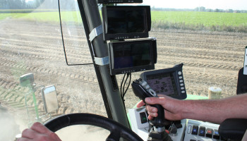 Voor het eerst kunnen landbouwers subsidies krijgen voor gebruik van smart farming-technieken