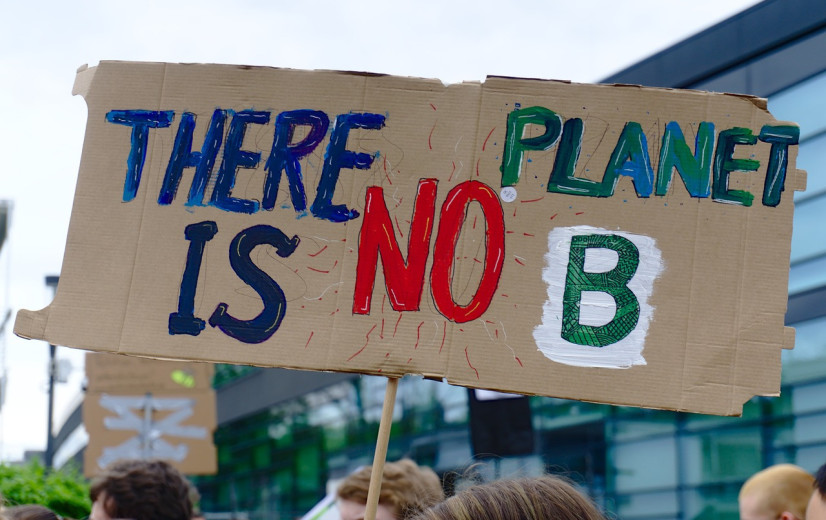 Vrouwen zijn wereldwijd bezorgder over milieu en natuur dan mannen