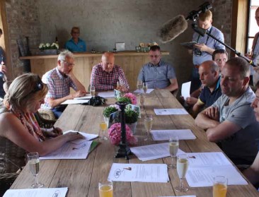 Nieuwe PO leghennen schotelt Vautmans prioriteiten voor