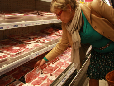 "Helft Europeanen vermindert vleesconsumptie"
